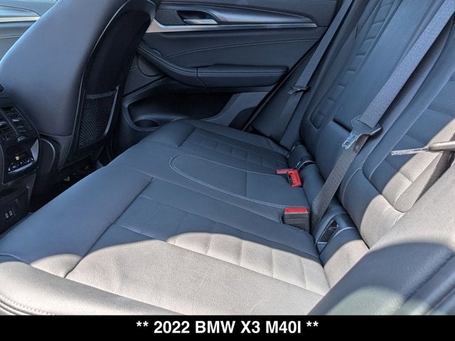 2022 BMW X3 M40i