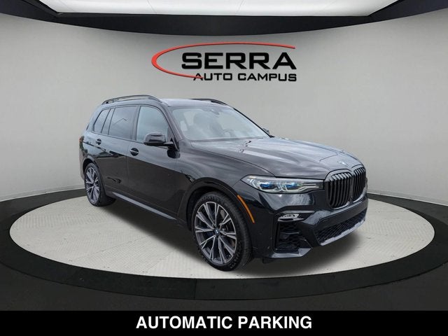 2022 BMW X7 M50i