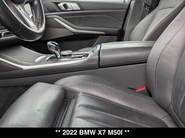 2022 BMW X7 M50i