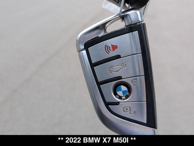 2022 BMW X7 M50i