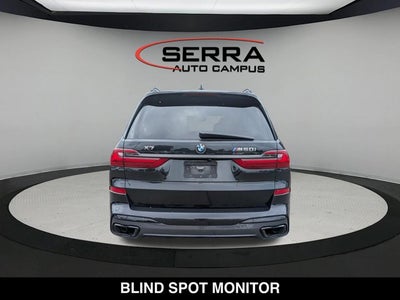 2022 BMW X7 M50i