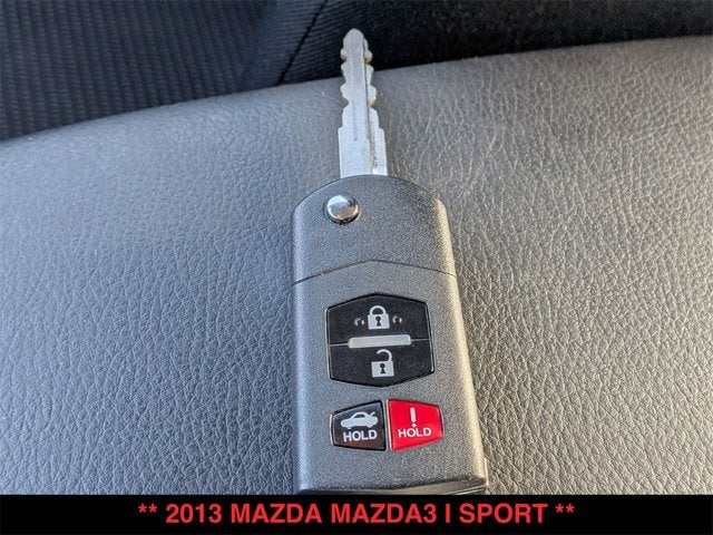 2013 Mazda Mazda3 i Sport