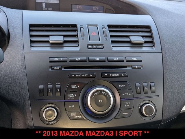 2013 Mazda Mazda3 i Sport