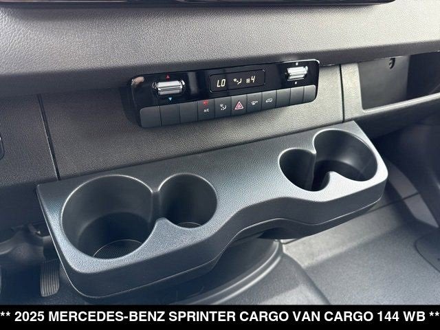 2025 Mercedes-Benz Sprinter Cargo Van Cargo 144 WB