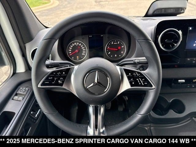 2025 Mercedes-Benz Sprinter Cargo Van Cargo 144 WB