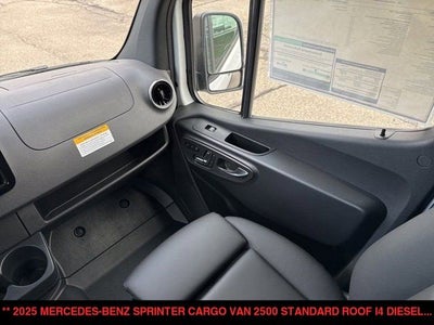2025 Mercedes-Benz Sprinter Cargo Van Cargo 144 WB