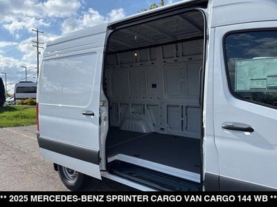 2025 Mercedes-Benz Sprinter Cargo Van Cargo 144 WB
