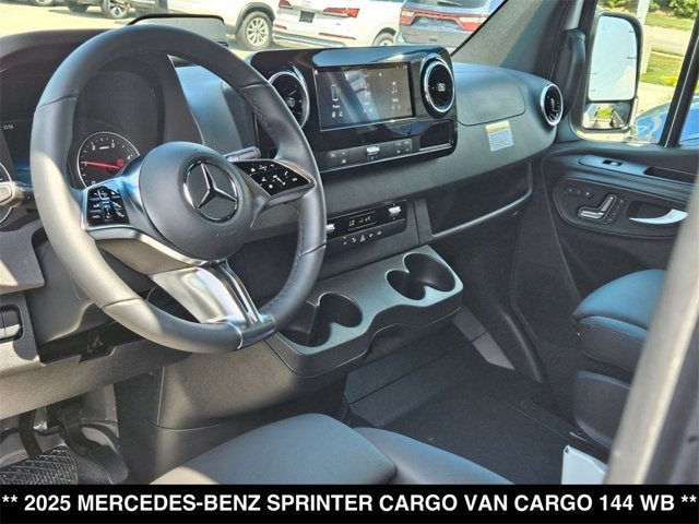 2025 Mercedes-Benz Sprinter Cargo Van Cargo 144 WB