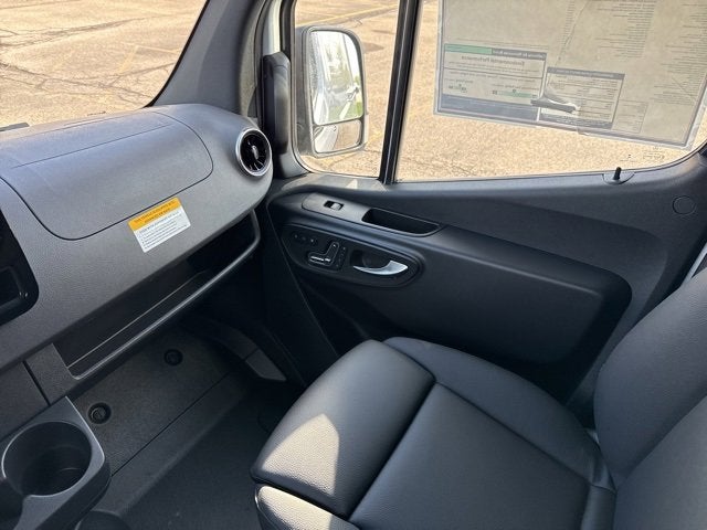 2025 Mercedes-Benz Sprinter Cargo Van Cargo 144 WB