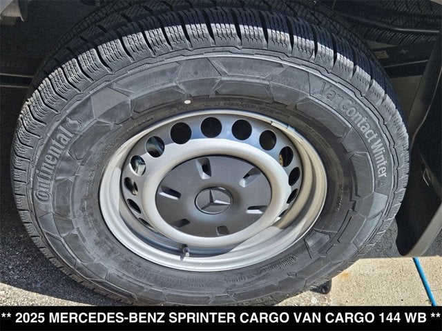 2025 Mercedes-Benz Sprinter Cargo Van Cargo 144 WB