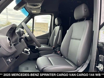 2025 Mercedes-Benz Sprinter Cargo Van Cargo 144 WB