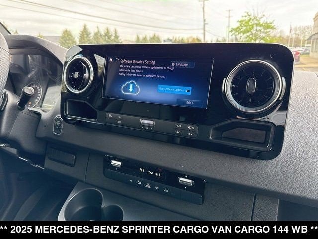 2025 Mercedes-Benz Sprinter Cargo Van Cargo 144 WB
