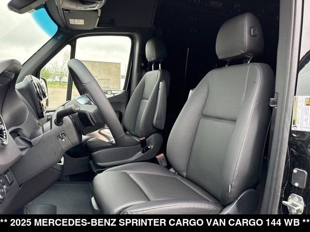 2025 Mercedes-Benz Sprinter Cargo Van Cargo 144 WB