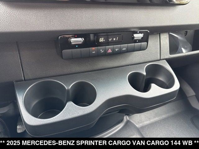 2025 Mercedes-Benz Sprinter Cargo Van Cargo 144 WB