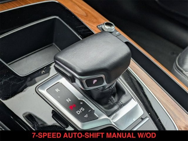 2022 Audi Q5 S line Premium Plus