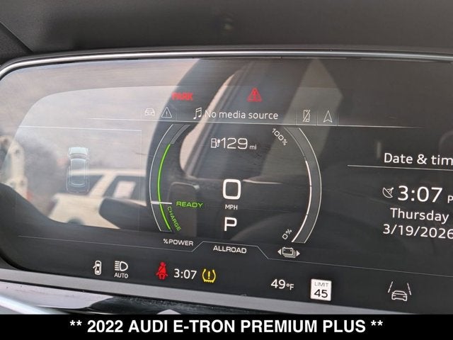 2022 Audi e-tron Premium Plus