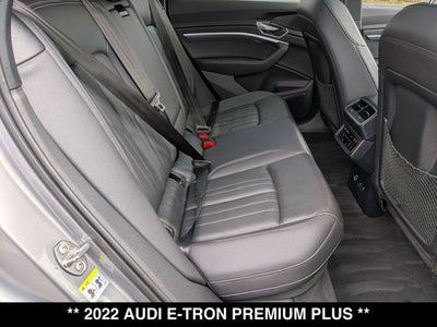 2022 Audi e-tron Premium Plus