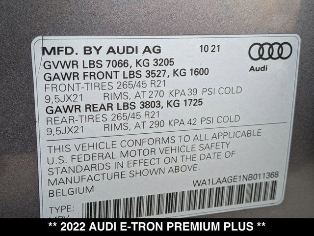 2022 Audi e-tron Premium Plus