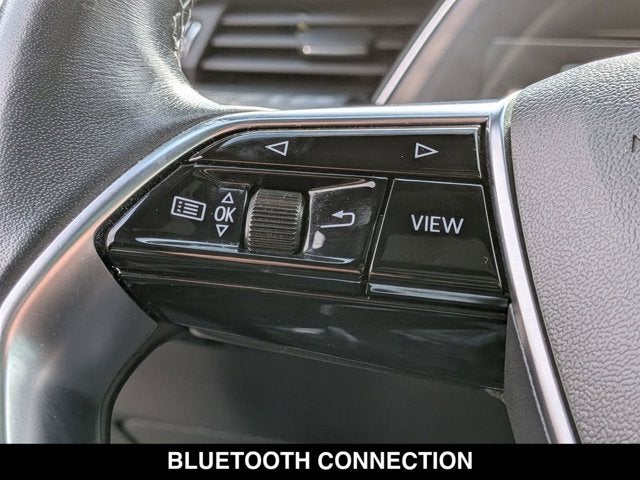2022 Audi e-tron Premium Plus