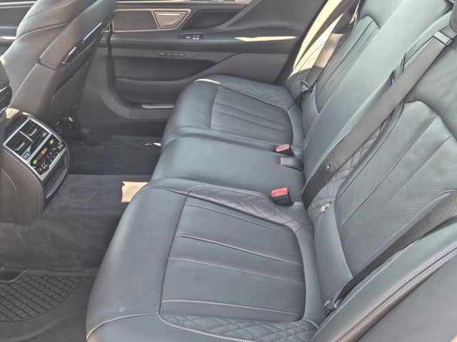 2020 BMW 7 Series 750i xDrive