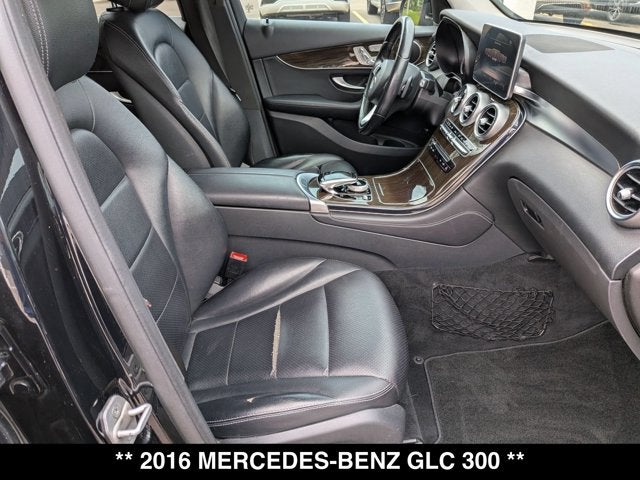 2016 Mercedes-Benz GLC 300 GLC 300