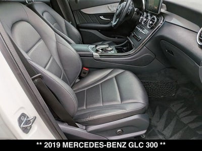 2019 Mercedes-Benz GLC 300 GLC 300