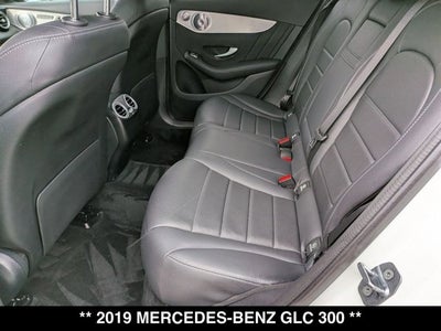 2019 Mercedes-Benz GLC 300 GLC 300