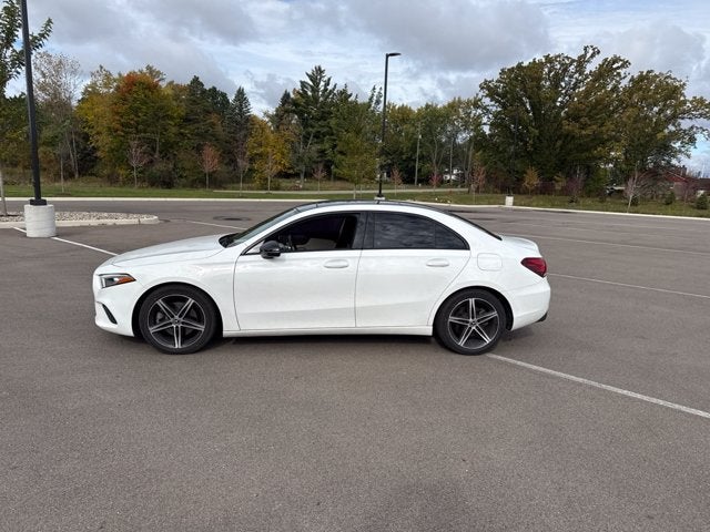 2019 Mercedes-Benz A 220 A 220