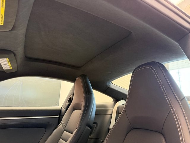 2025 Porsche 911 Carrera