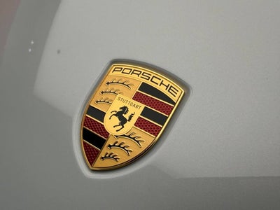 2025 Porsche 911 Carrera
