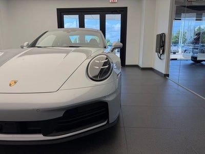 2025 Porsche 911 Carrera