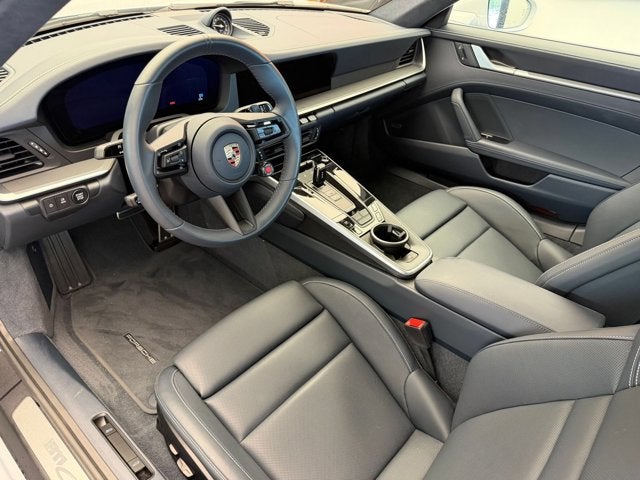 2025 Porsche 911 Carrera
