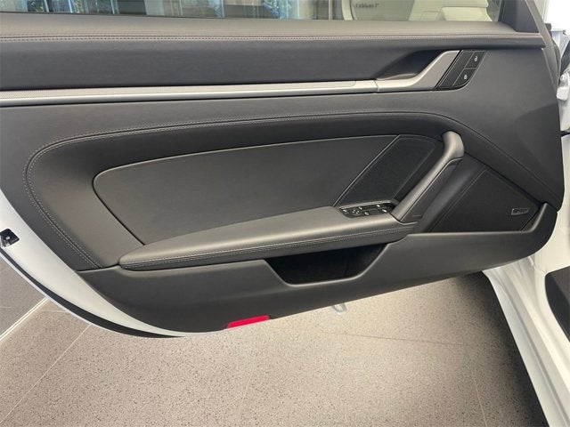 2025 Porsche 911 Carrera