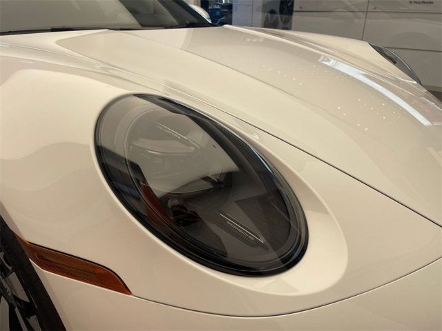 2025 Porsche 911 Carrera