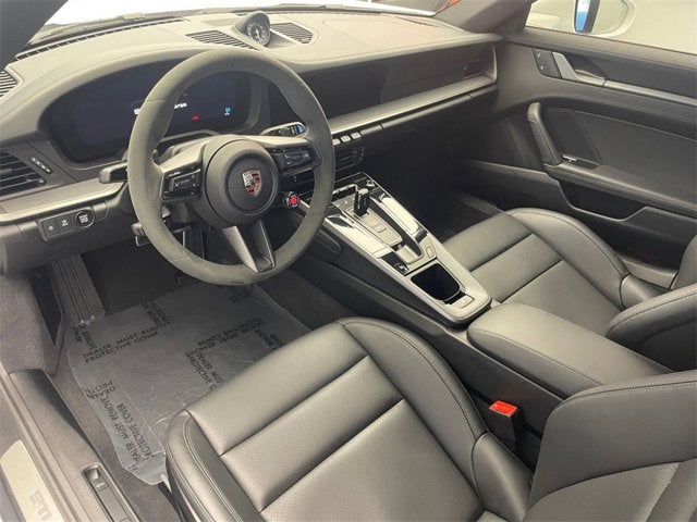 2025 Porsche 911 Carrera