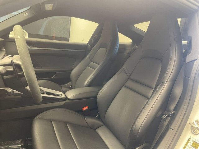 2025 Porsche 911 Carrera