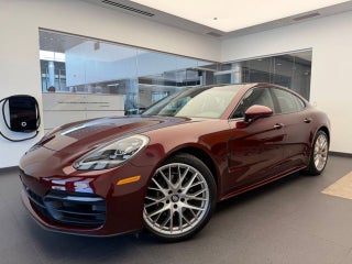 2022 Porsche Panamera 4