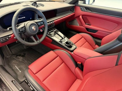 2025 Porsche 911 4 GTS