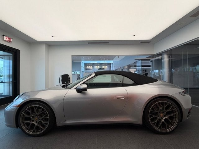 2020 Porsche 911 Carrera