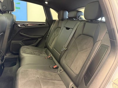 2017 Porsche Macan Base