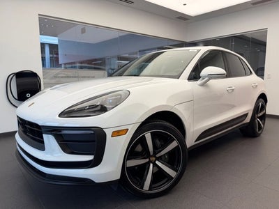 2026 Porsche Macan Base