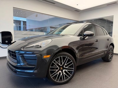 2026 Porsche Macan Base