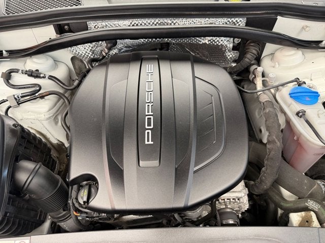 2018 Porsche Macan Base