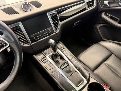 2017 Porsche Macan Base
