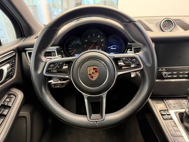 2017 Porsche Macan Base