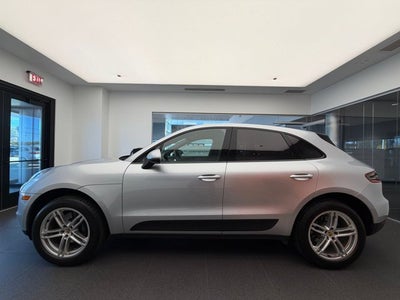 2017 Porsche Macan Base