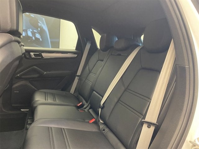 2022 Porsche Cayenne Platinum Edition