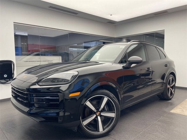 2025 Porsche Cayenne Base