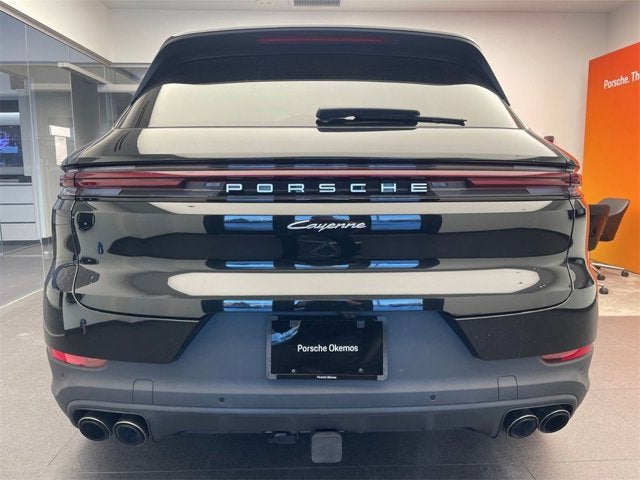 2025 Porsche Cayenne Base