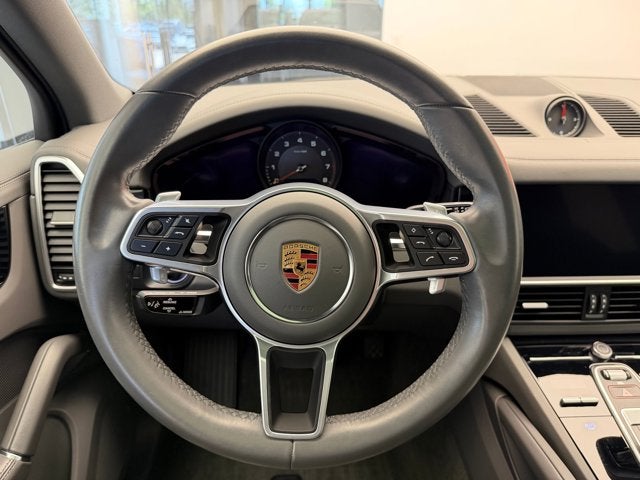 2022 Porsche Cayenne Base